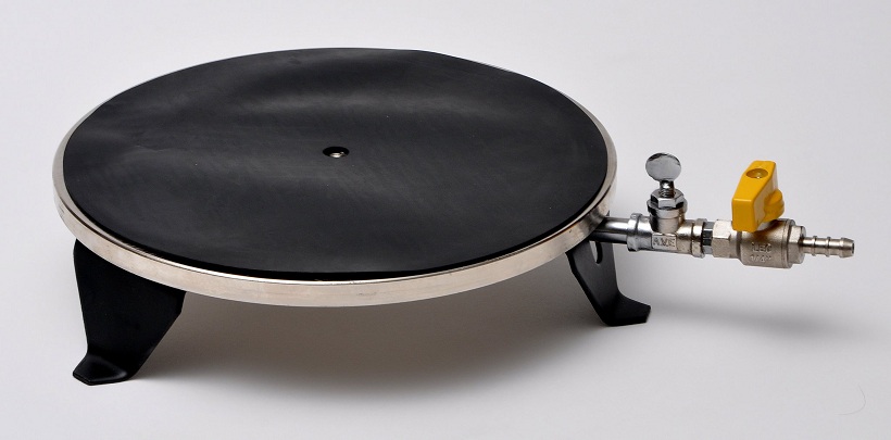 Fischer Technical High Vacuum Pump Plate by lyonscientific Fischer Technical High Vacuum Pump Plate by lyonscientific